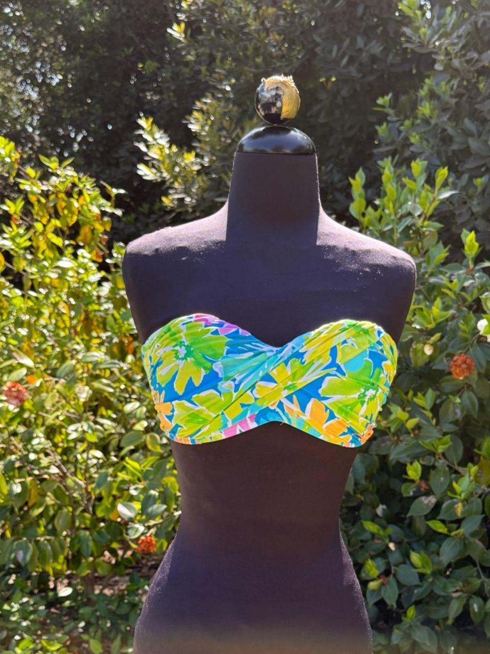 Bleu Rod Beattie twist front bandeau swim top - size 6